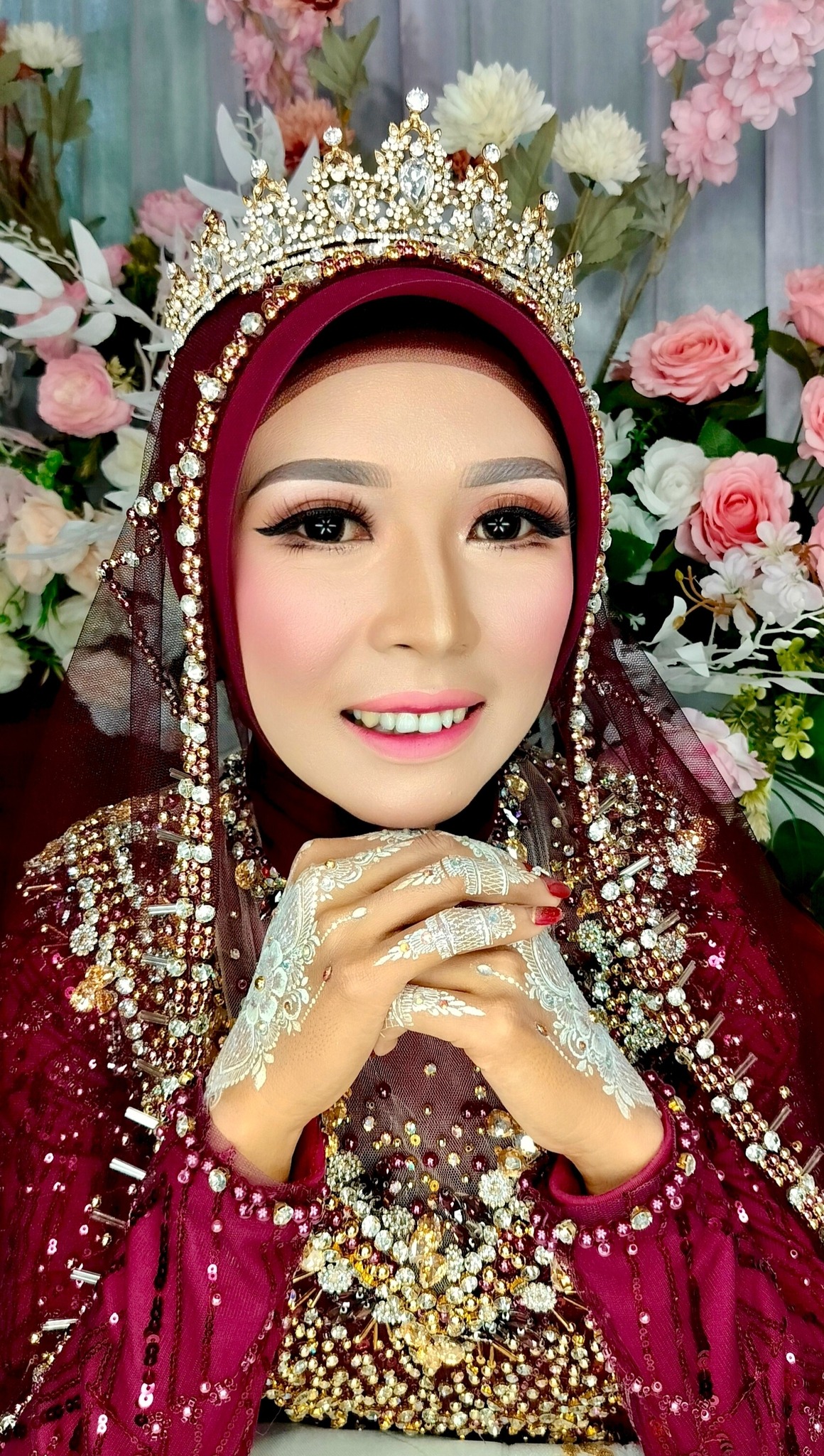 Henna: Akad & Resepsi Audina